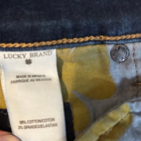 Lucky Brand Women’s Size 4/27 Regular Dark Wash Charlie Baby Boot Cut Jeans - Picture 5 of 12